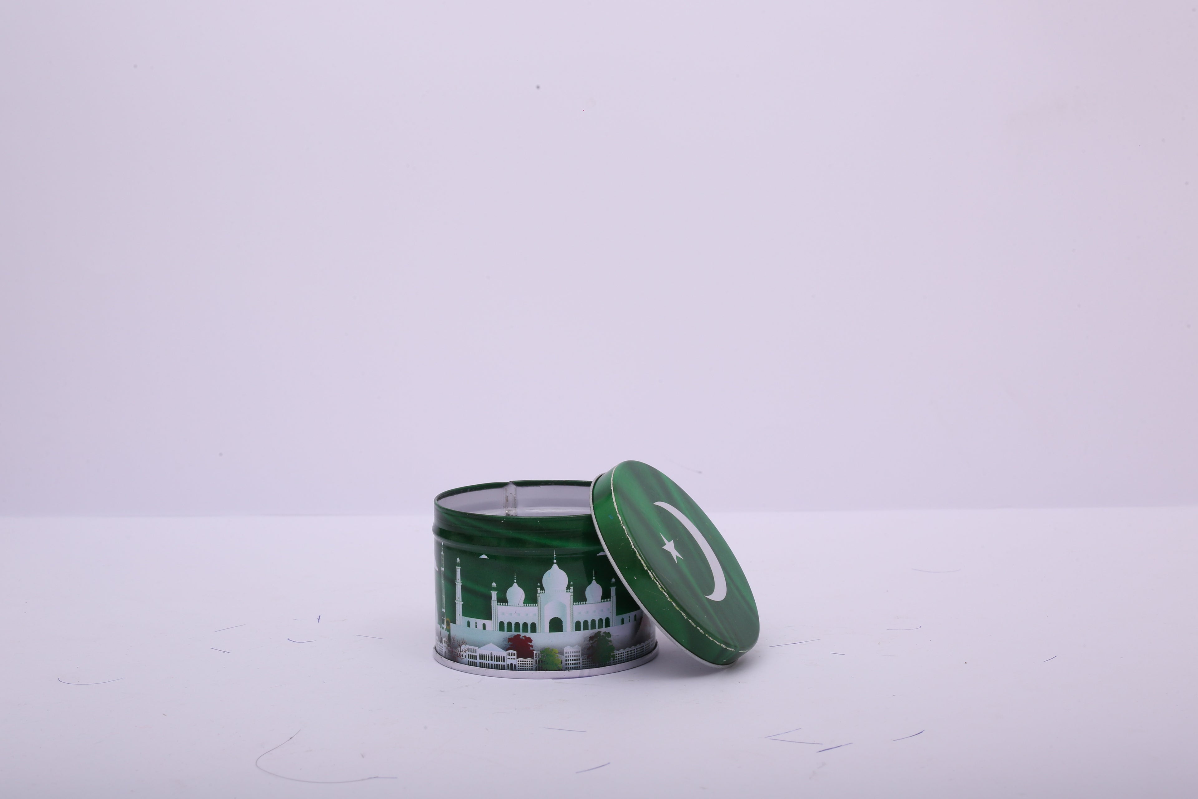 Round Tin Gift Box – Dil Dil Pakistan | National Day & Corporate Gift